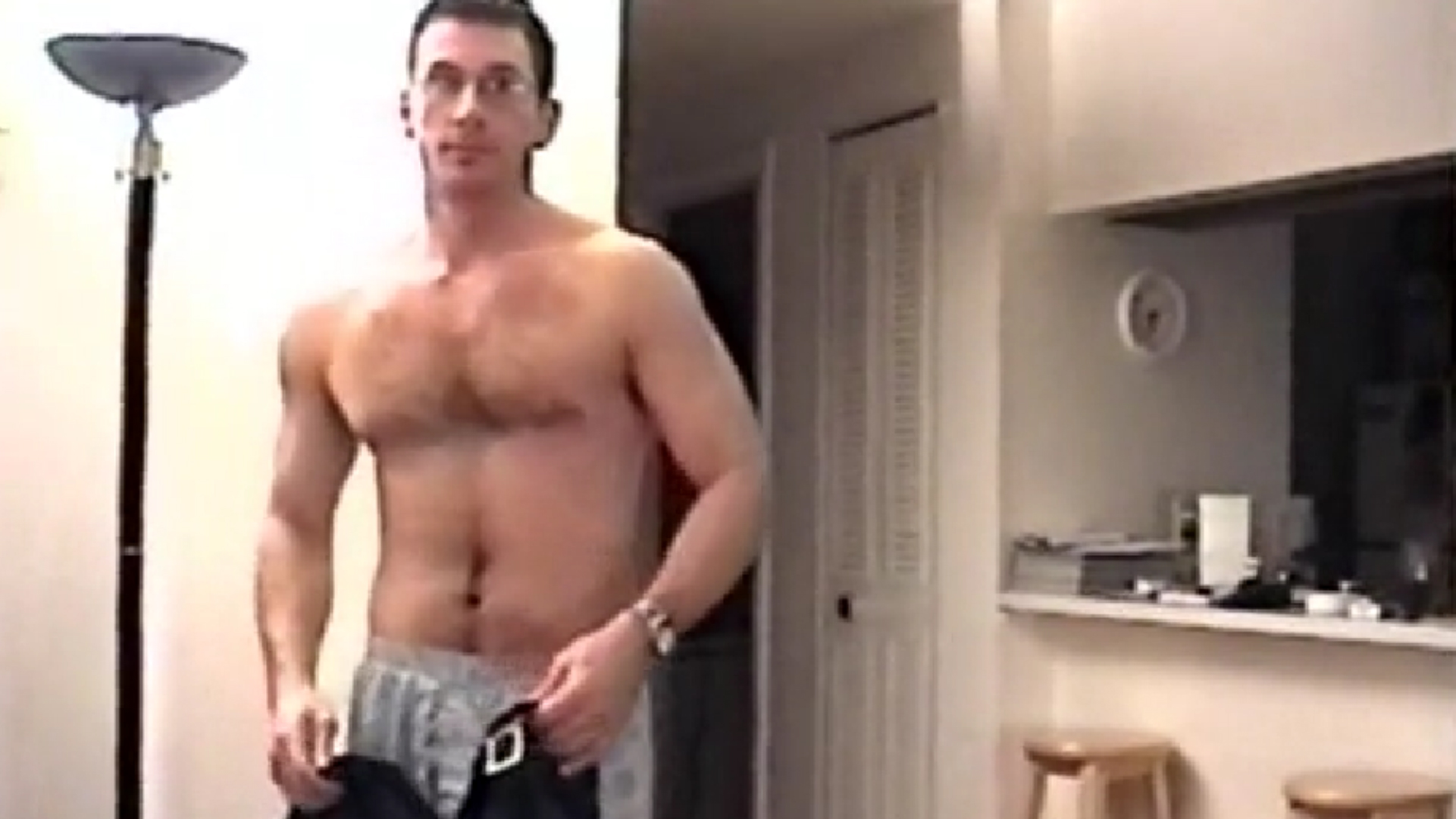 Straight Gianni Strokes His Meat