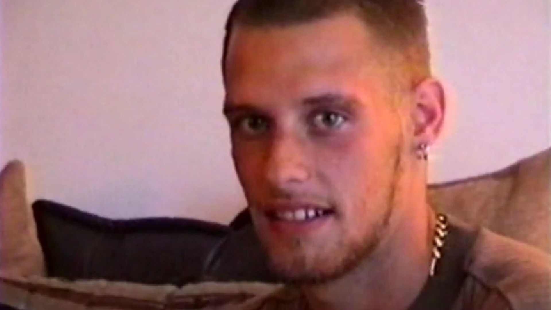 Straight Buzz Gets a Blowjob